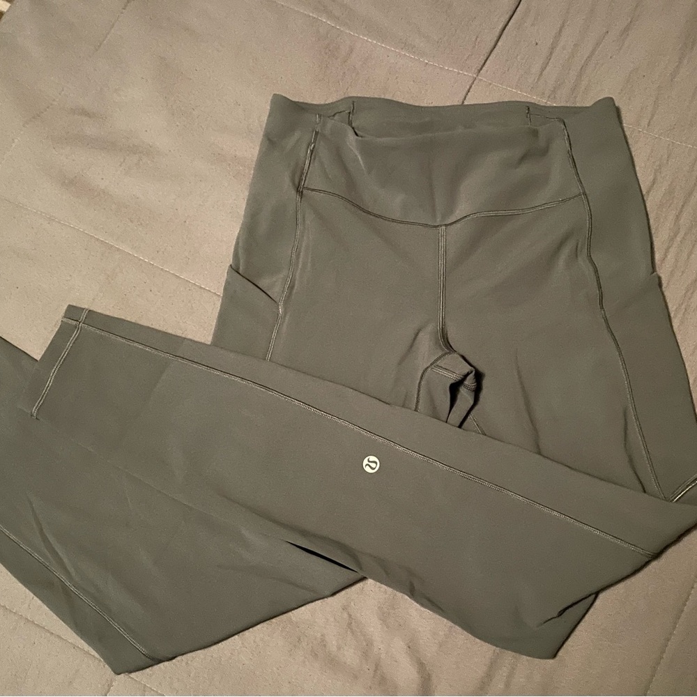 Lululemon pants